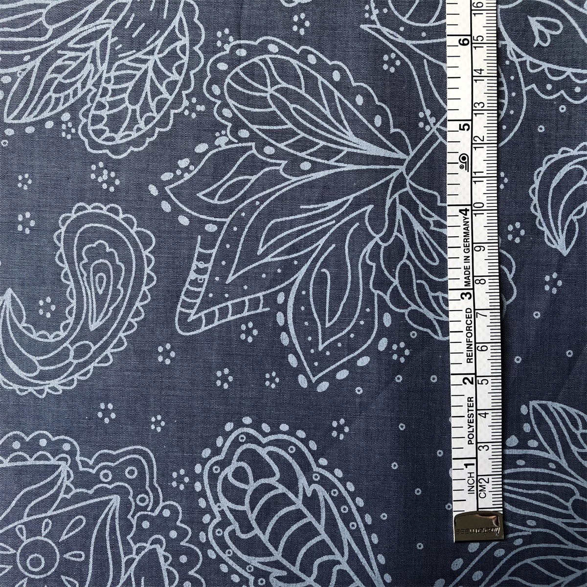 High quality Eco-friendly Cotton Fabric for men's shirts 100%cotton printed on yarn dyed chambray plain woven shirts fabric